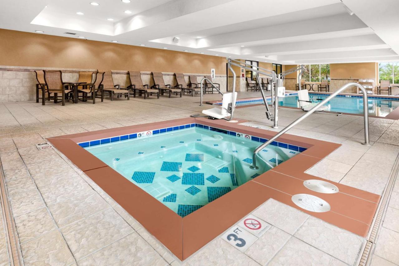 Hampton Inn & Suites Fairbanks Exteriér fotografie