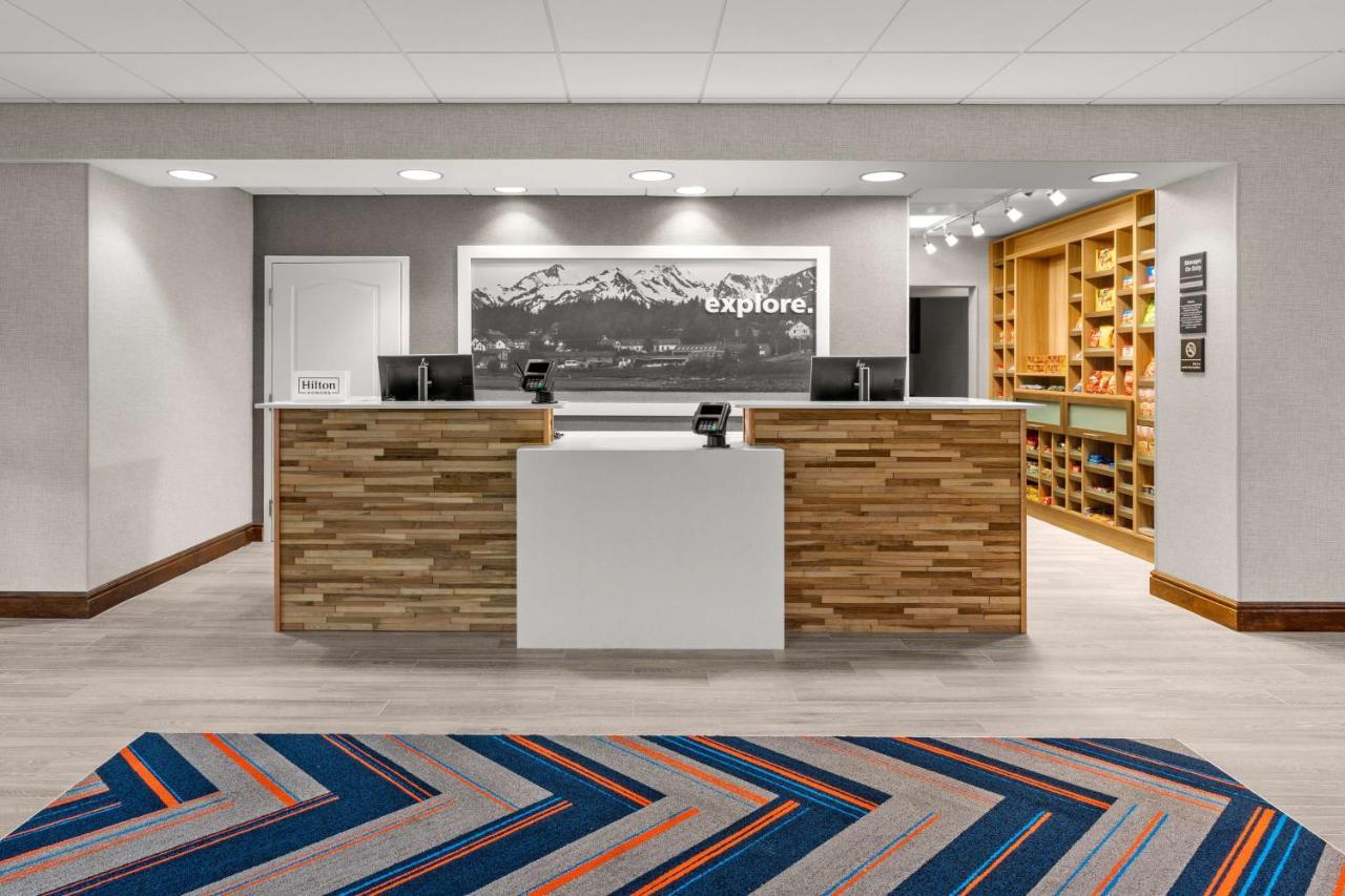 Hampton Inn & Suites Fairbanks Exteriér fotografie