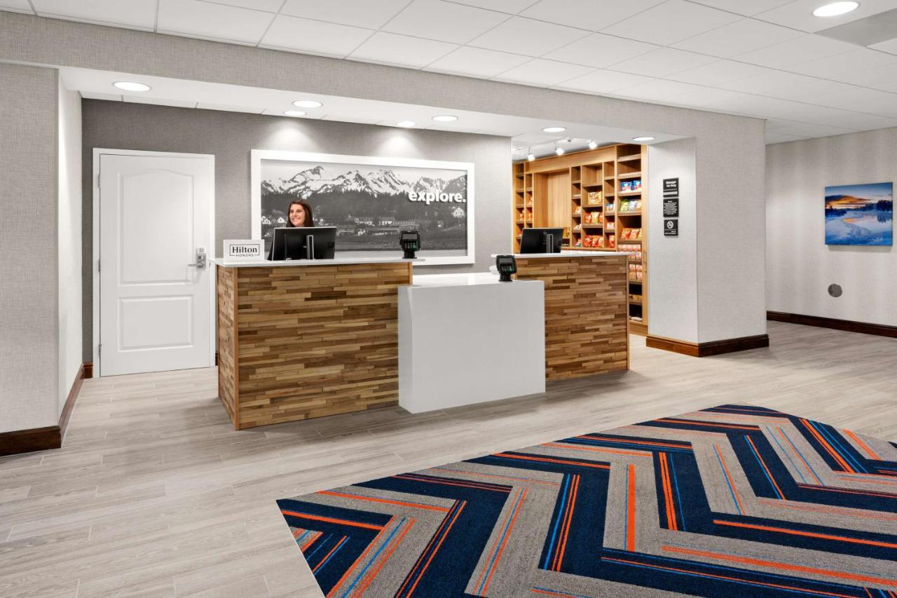 Hampton Inn & Suites Fairbanks Exteriér fotografie