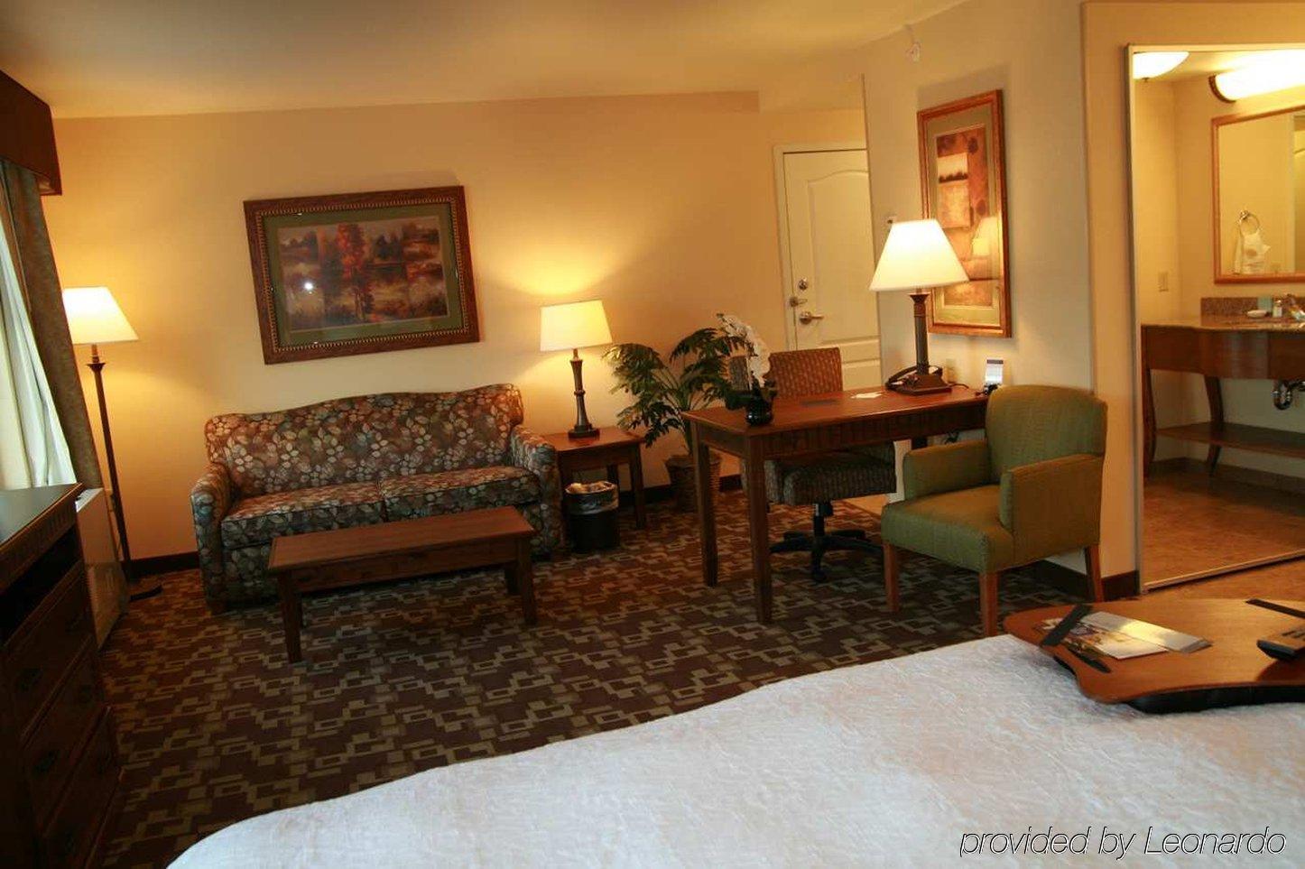 Hampton Inn & Suites Fairbanks Pokoj fotografie