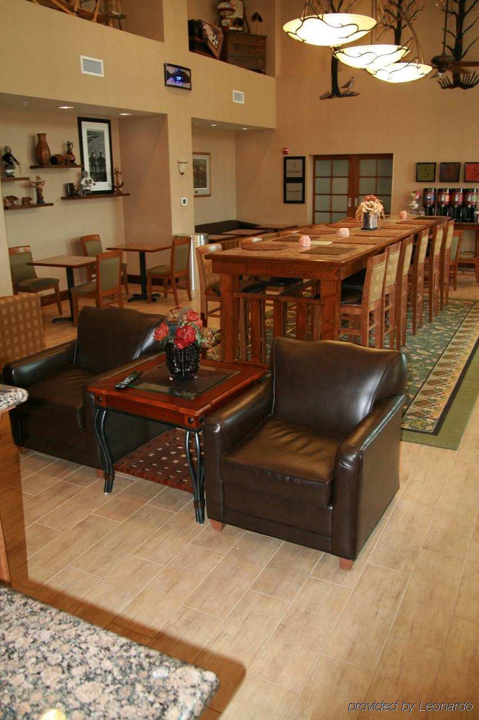 Hampton Inn & Suites Fairbanks Restaurace fotografie